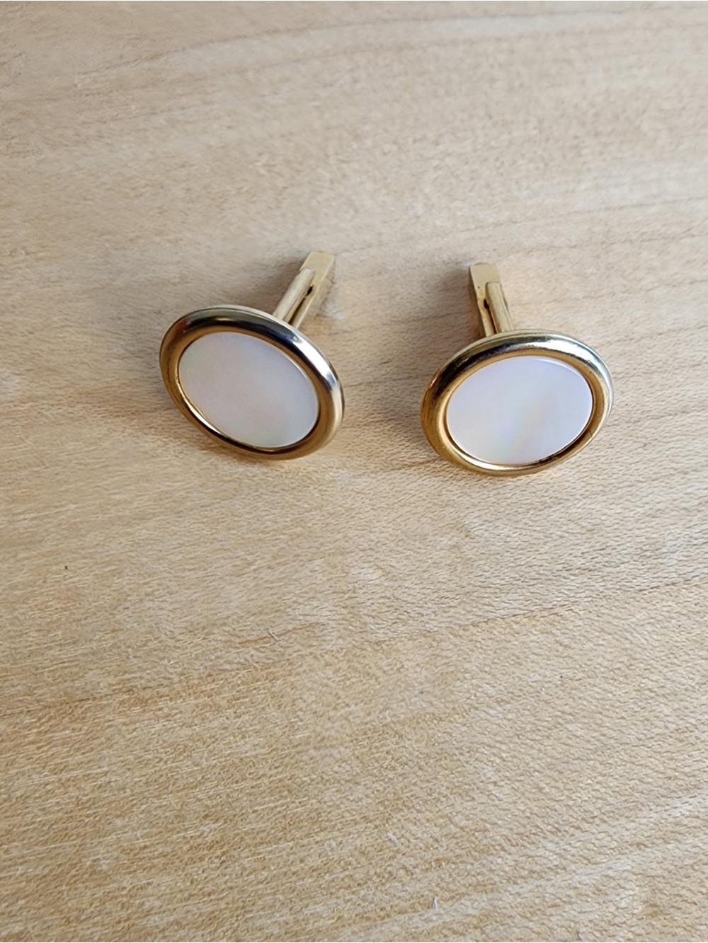Vintage Gold Tone Oval Iridescent Cabochon Cufflinks Faux Opal Style EUC